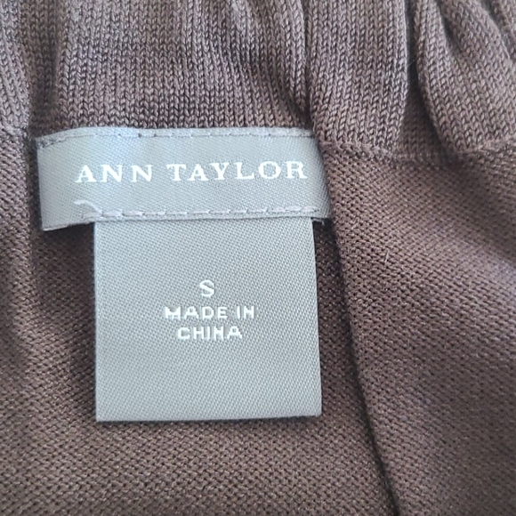 Side-Tie Sleeveless Knit Top - Picture 2 of 2